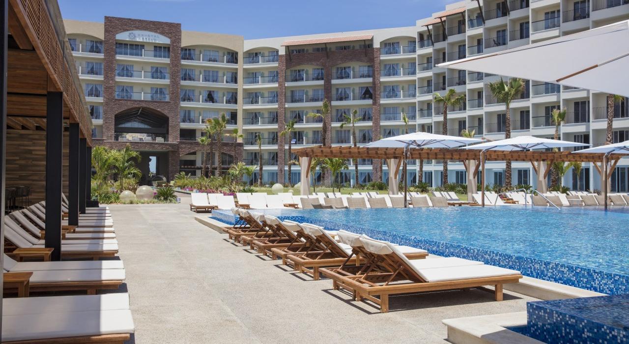 HOTÉL  Krystal Grand® Los Cabos HOTÉL  Krystal Grand® Los Cabos