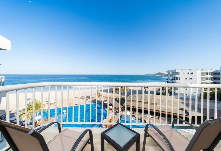 Suite Palmilla Ocean View King Krystal Grand® Los Cabos Suite Palmilla Ocean View King Krystal Grand® Los Cabos